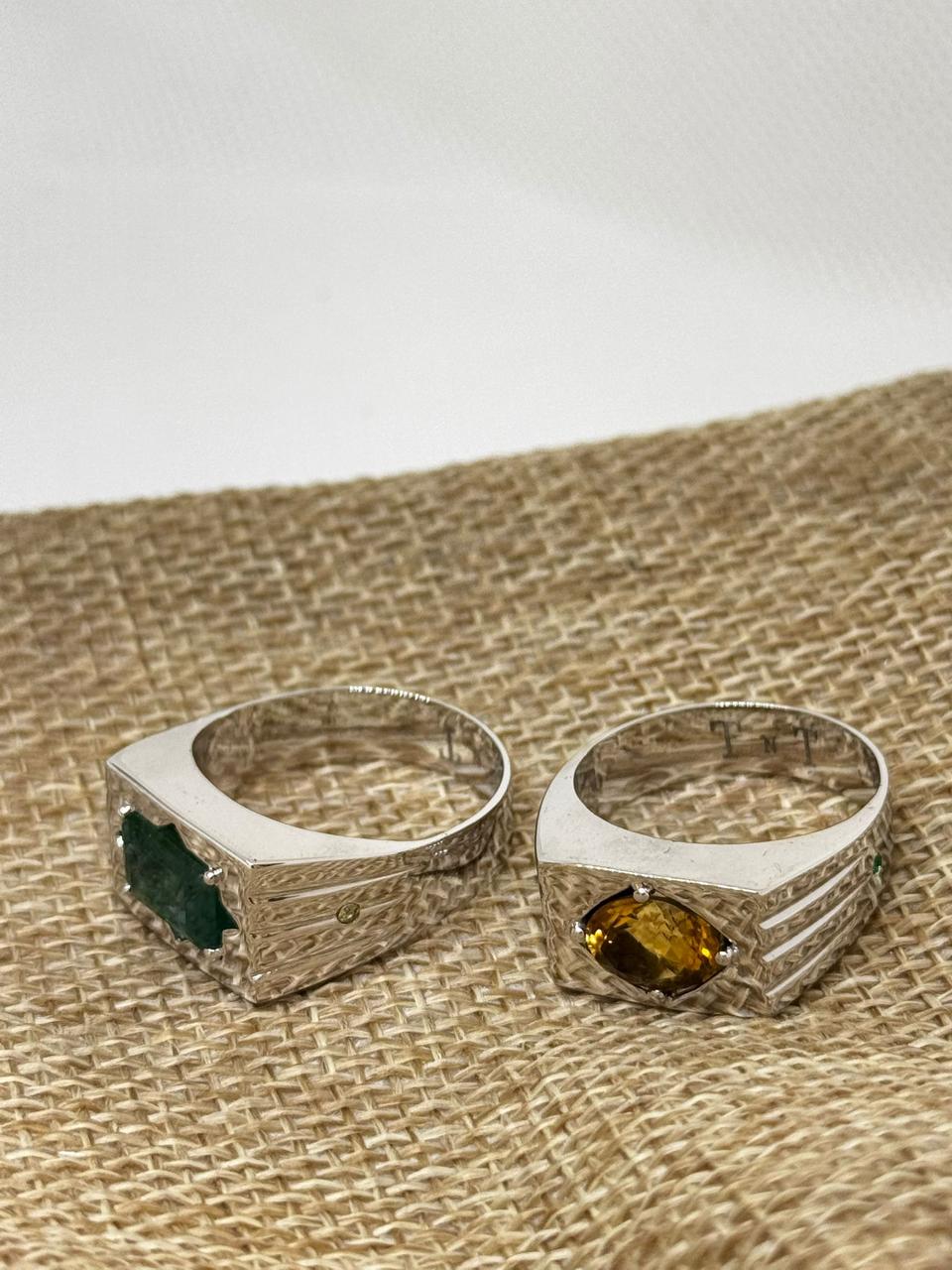 Majestic Luxury Signet Engagement Ring (Emerald or Citrine) - Image 4